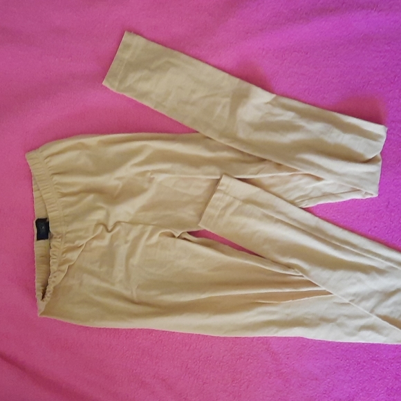 THREADZWEAR. - Picture 2 of 2